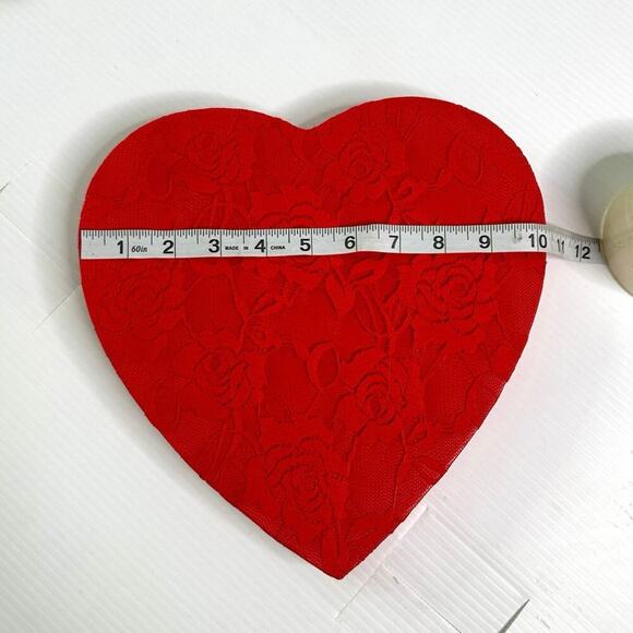 Red Heart Shaped Fabric Rose Valentine Candy Gift‎ Box - Picture 4 of 9